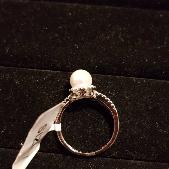 Silver ring with pearl - Picture 5 of 6